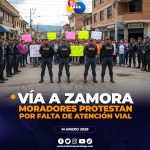 Moradores protestan por falta de atención vial en Loja