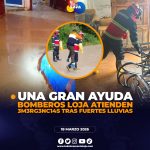 Bomberos atienden emergencias por inundaciones en Loja.
